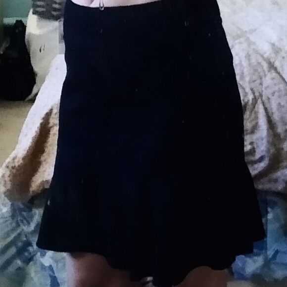 Black GAP Skirt With Flared Bottom / Size 2 / NEW - Picture 7 of 11